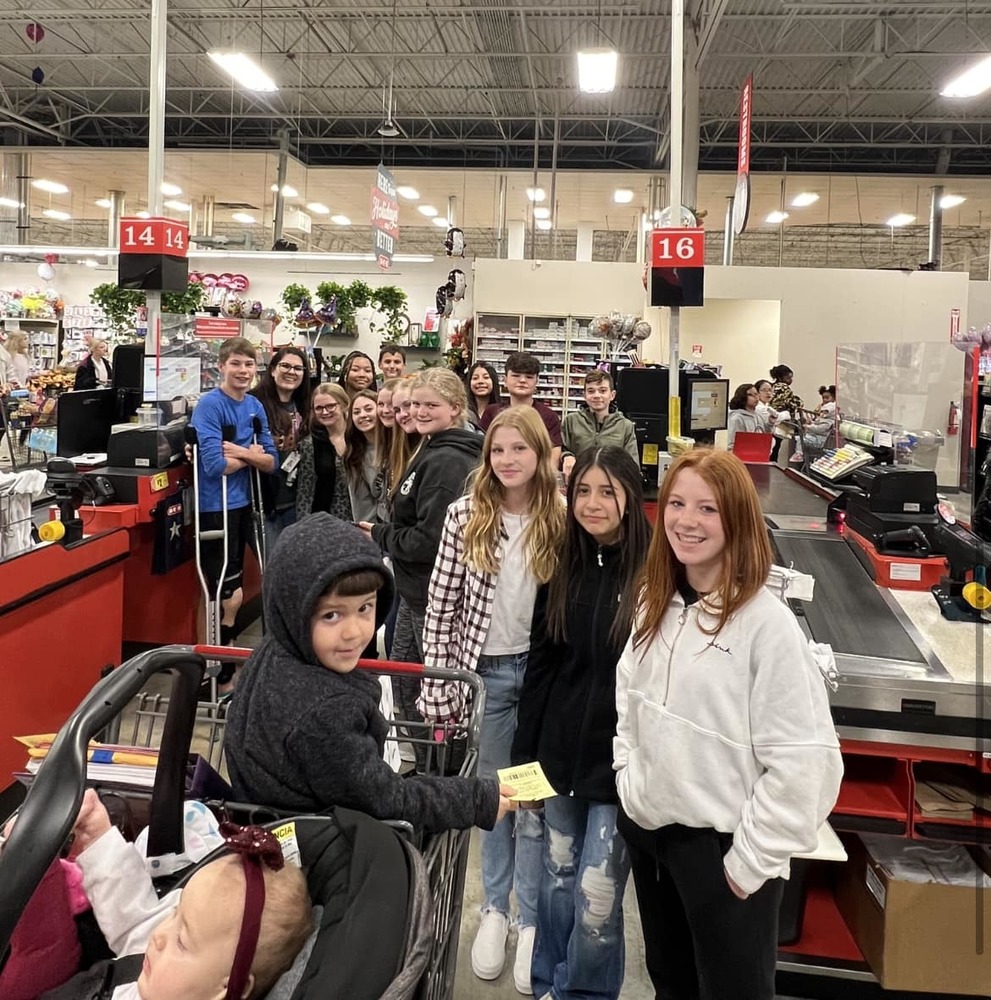 SFA NJHS students shop for Thanksgiving meals